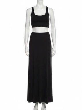 Black Maxi Skirt - WITH Crop Top- Sleek Everyday Flowy Design
